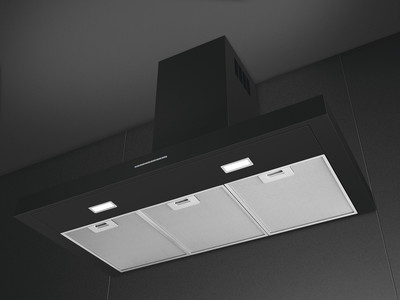 вытяжка кухонная Smeg KBT900NE купить