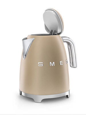 чайник Smeg KLF03CHMEU купить