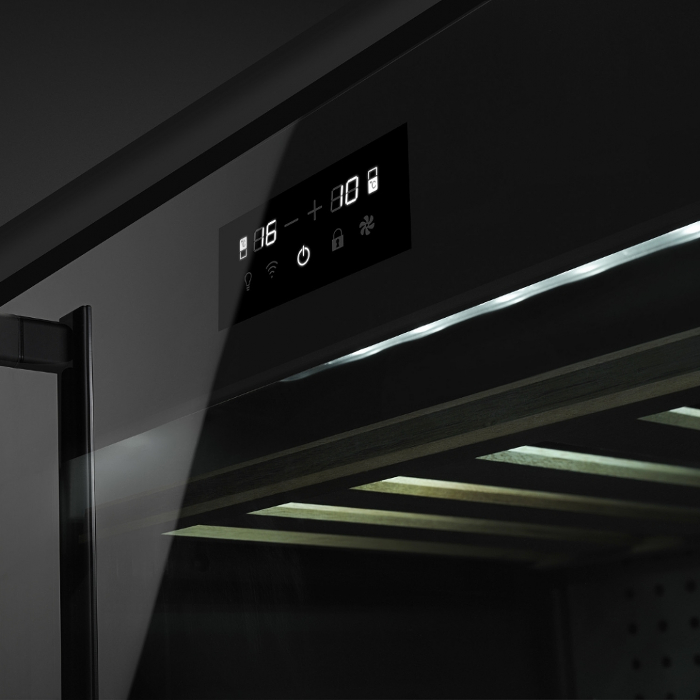 винный шкаф встраиваемый Smeg CVI638RN3 купить