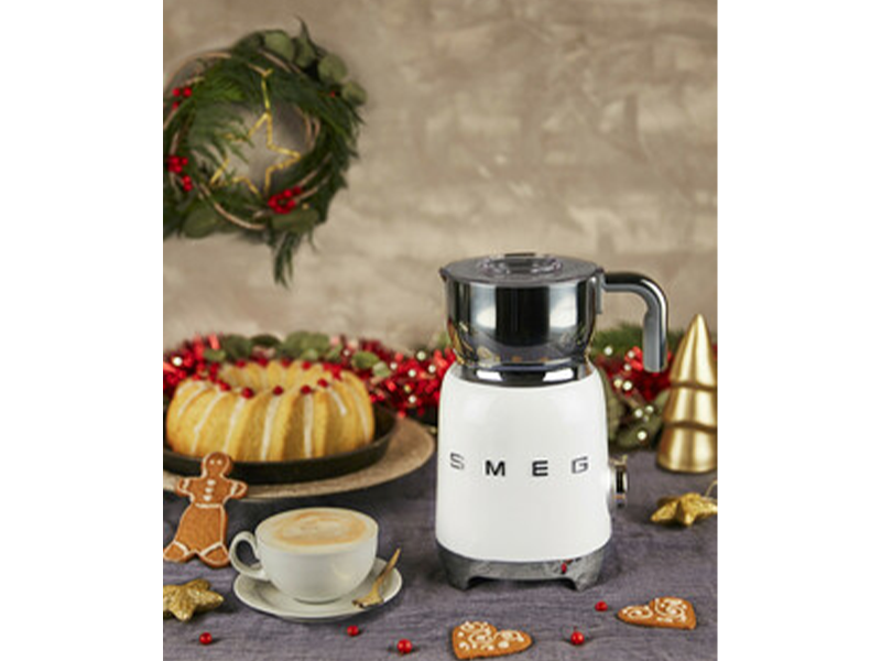 вспениватель молока Smeg MFF11WHEU купить