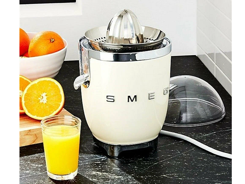 соковыжималка Smeg CJF11CREU купить