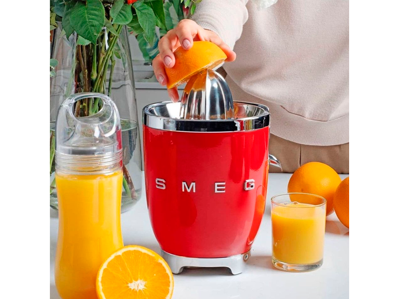 соковыжималка Smeg CJF11RDEU купить
