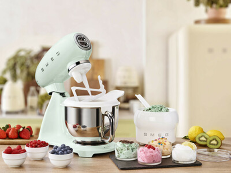 миксер Smeg SMF03PGEU купить