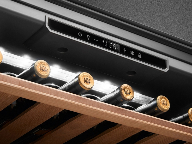 винный шкаф встраиваемый Smeg CVI121G купить