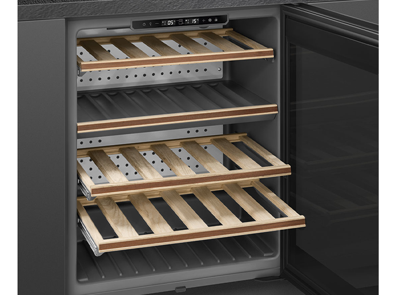 винный шкаф встраиваемый Smeg CVI138LG купить