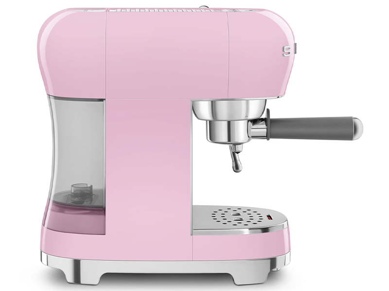 кофеварка Smeg ECF02PKEU купить