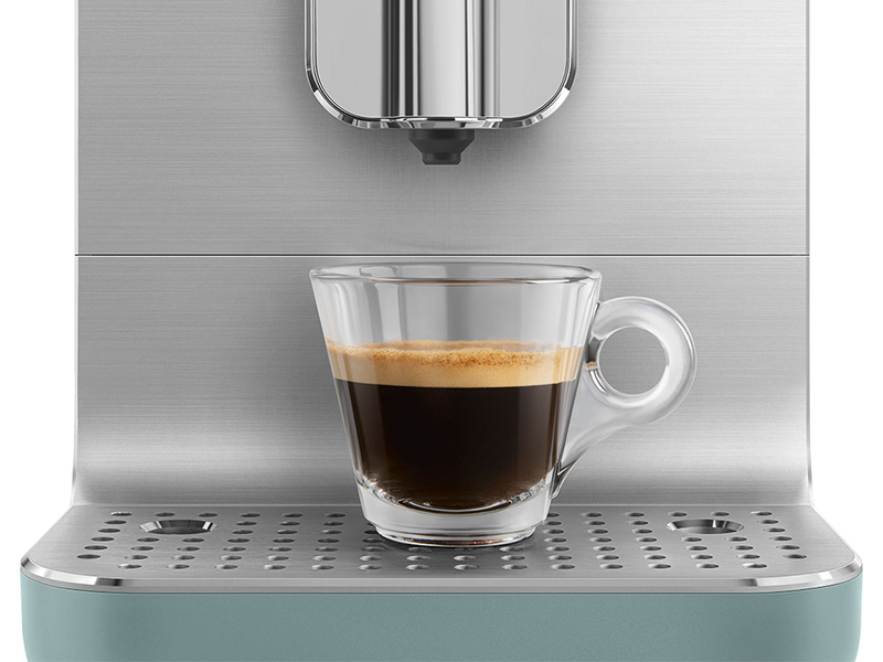 кофеварка Smeg BCC13EGMEU купить