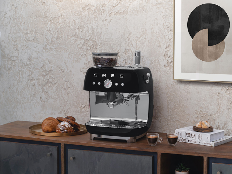 кофеварка Smeg EGF03BLEU купить