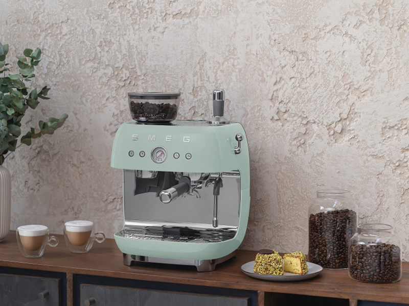 кофеварка Smeg EGF03PGEU купить