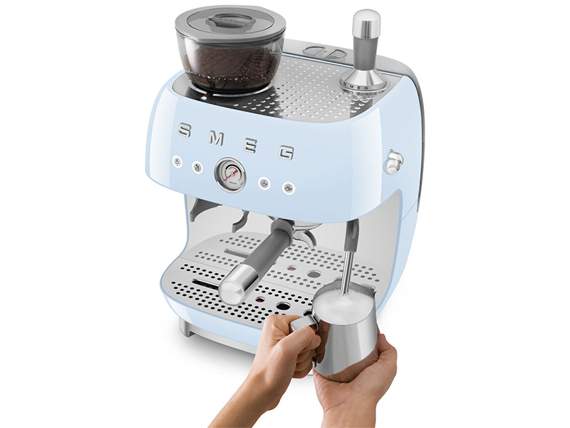 кофеварка Smeg EGF03PBEU купить