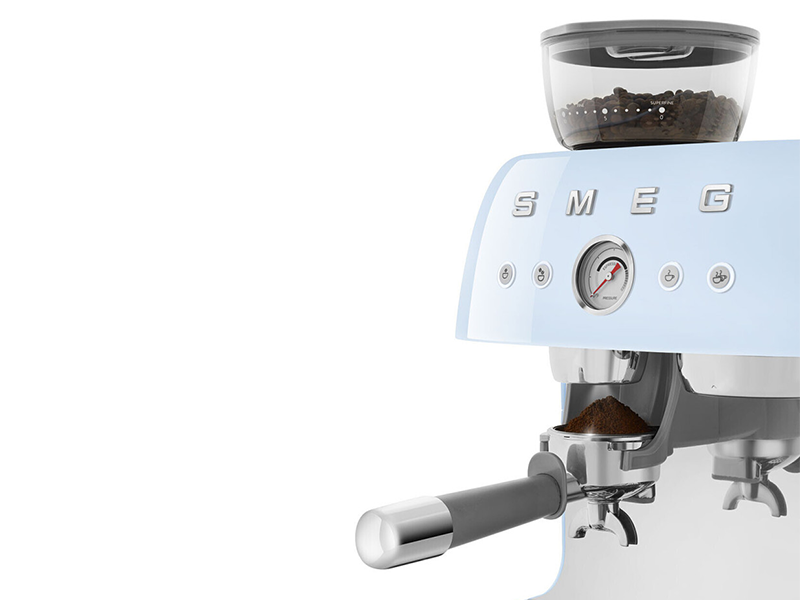 кофеварка Smeg EGF03PBEU купить
