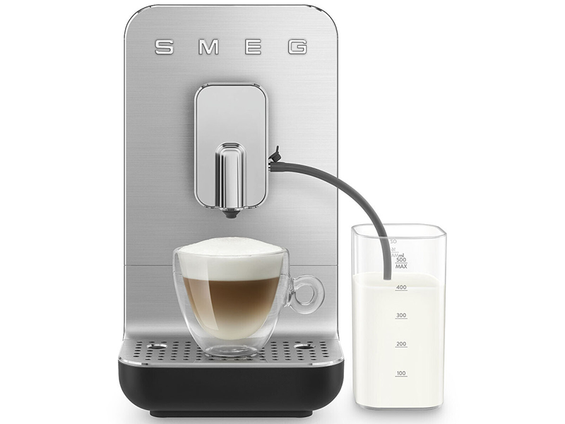 кофеварка Smeg BCC13BLMEU купить