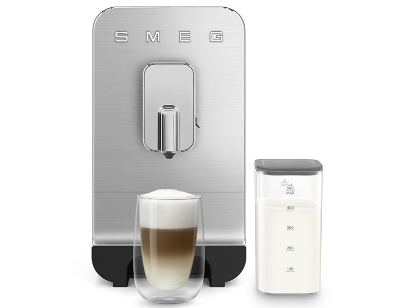 кофеварка Smeg BCC13BLMEU купить