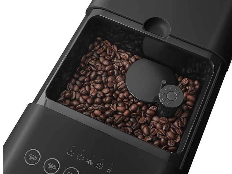 кофеварка Smeg BCC13BLMEU купить