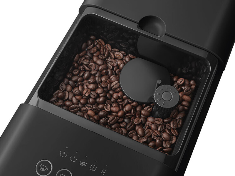 кофеварка Smeg BCC12BLMEU купить