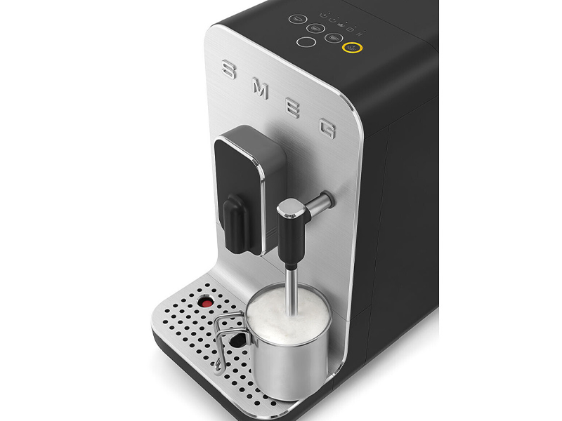 кофеварка Smeg BCC12BLMEU купить