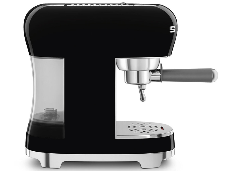 кофеварка Smeg ECF02BLEU купить