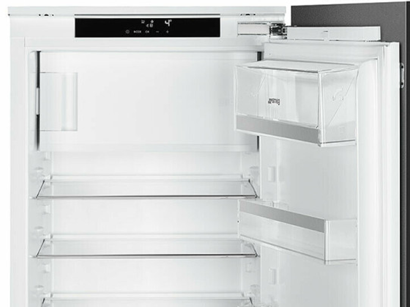 холодильник встраиваемый Smeg S8C124DE1 купить
