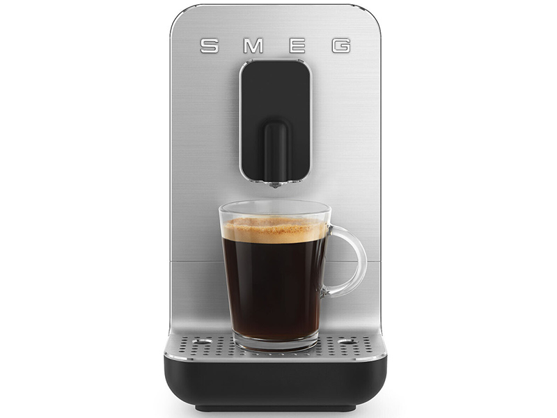 кофеварка Smeg BCC11BLMEU купить
