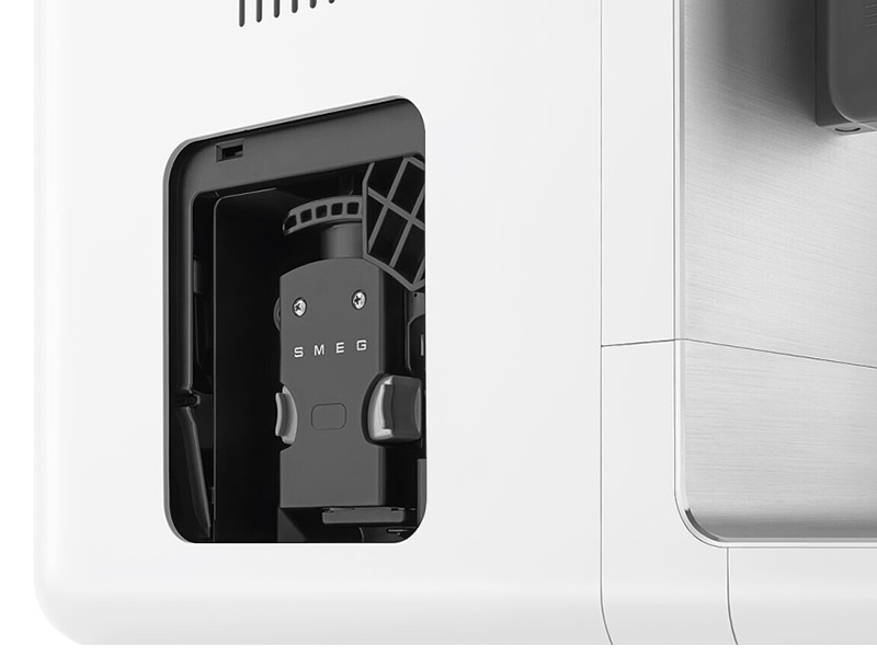кофеварка Smeg BCC11WHMEU купить