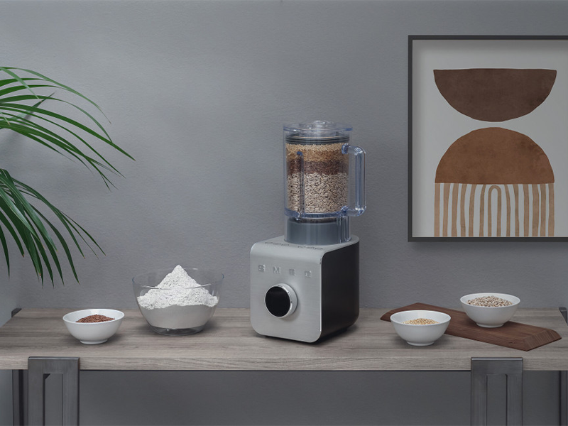 блендер Smeg BLC01BLMEU купить