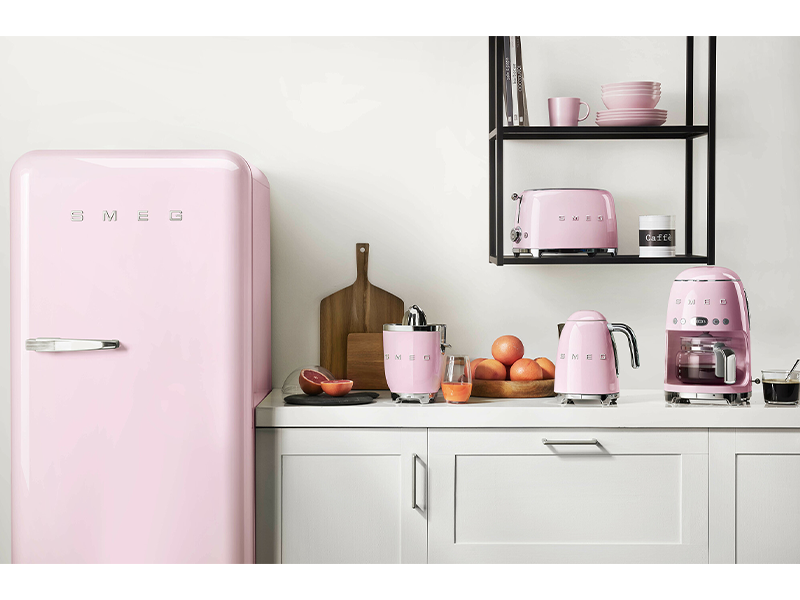 кофеварка Smeg DCF02PKEU купить