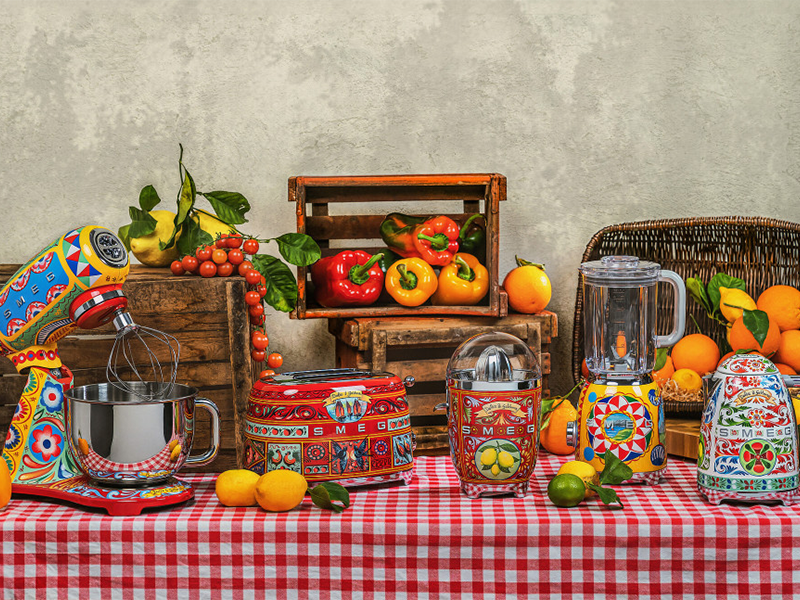 тостер Smeg TSF01DGEU купить