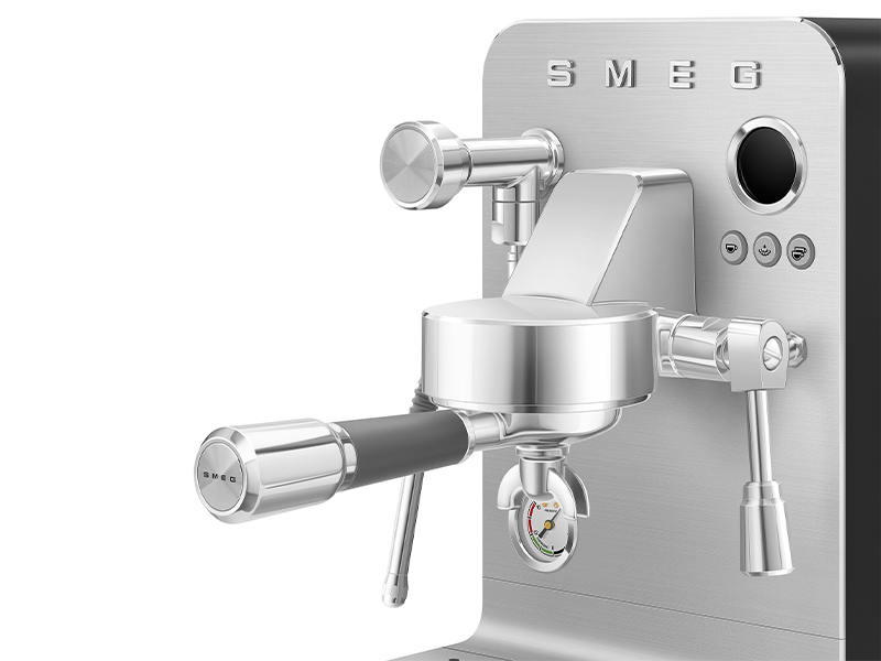 кофеварка Smeg EMC02BLMEU купить