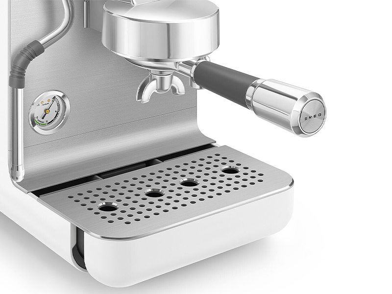 кофеварка Smeg EMC02WHMEU купить