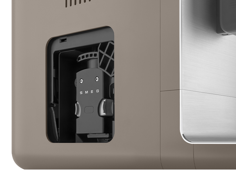 кофеварка Smeg BCC12TPMEU купить