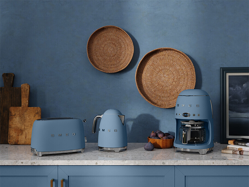 чайник Smeg KLF03SBMEU купить