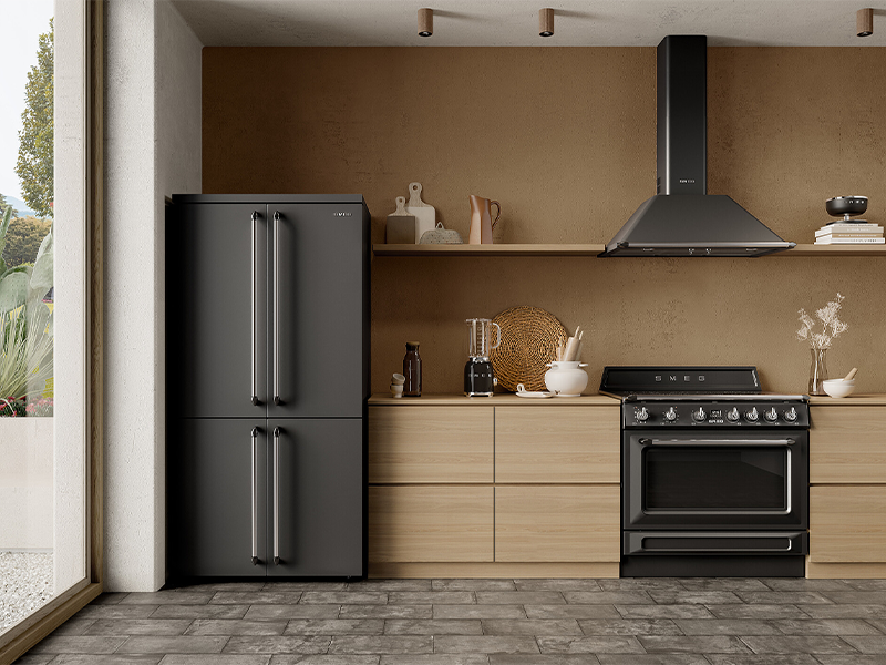 холодильник Smeg FQ960BL6 купить