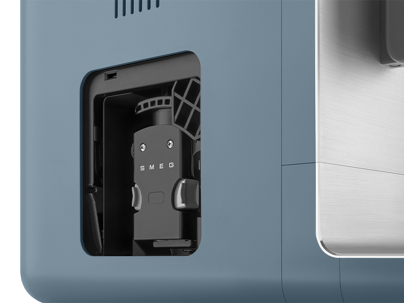 кофеварка Smeg BCC13SBMEU купить