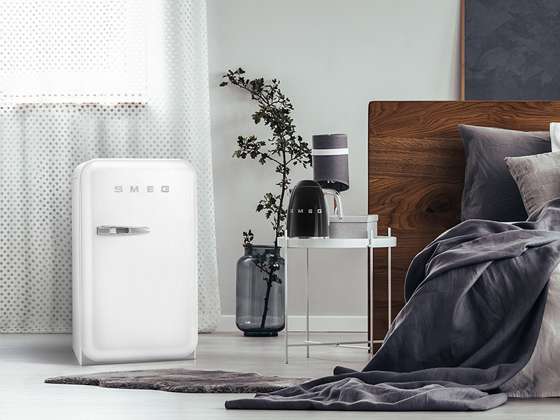 холодильник Smeg FAB5RWH6 купить