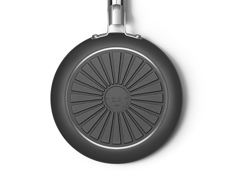 сковородка Smeg FPF2002BLM купить