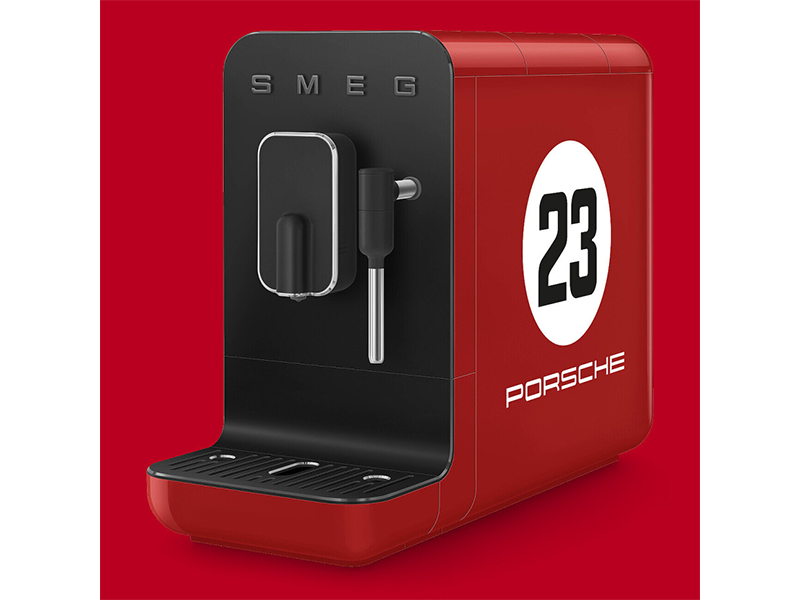кофеварка Smeg BCC12917EU купить