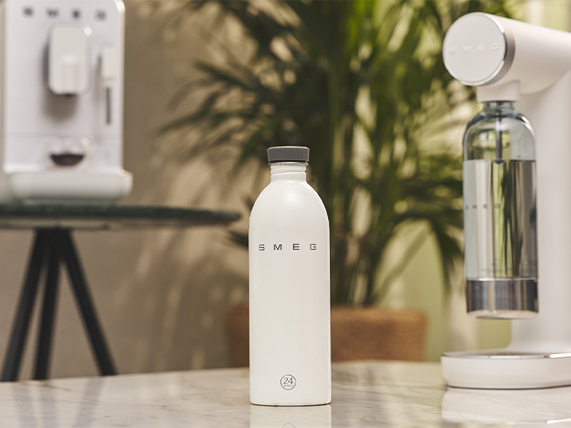 бутылка для напитков Smeg WBF02WH купить