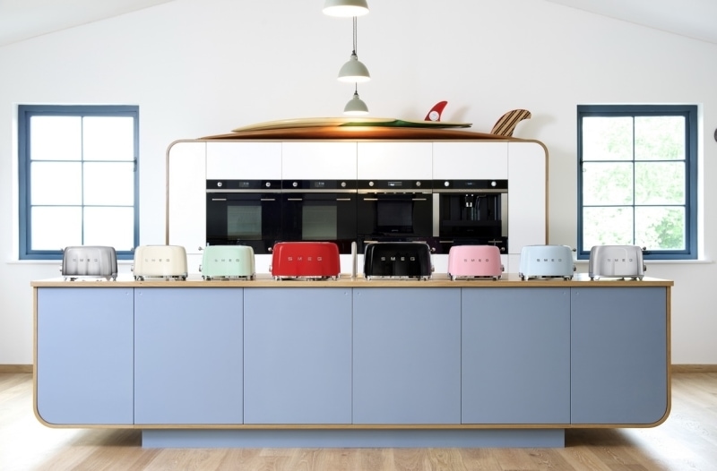 тостер Smeg TSF02SSEU купить