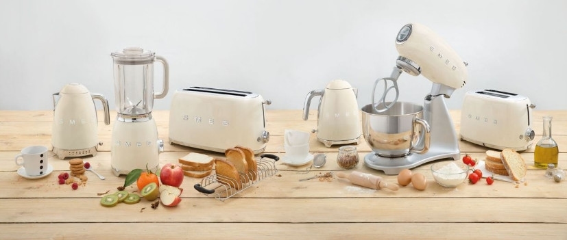 чайник Smeg KLF03CREU купить